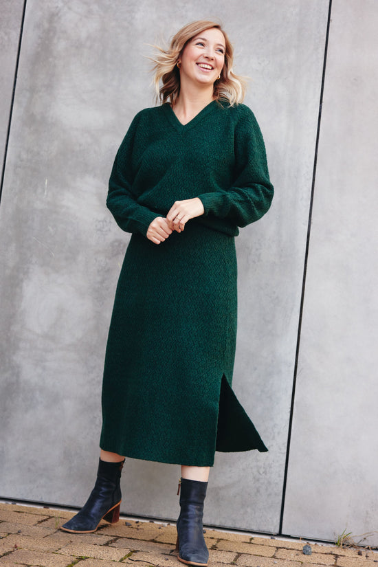 Merli Structure Skirt / Scarab