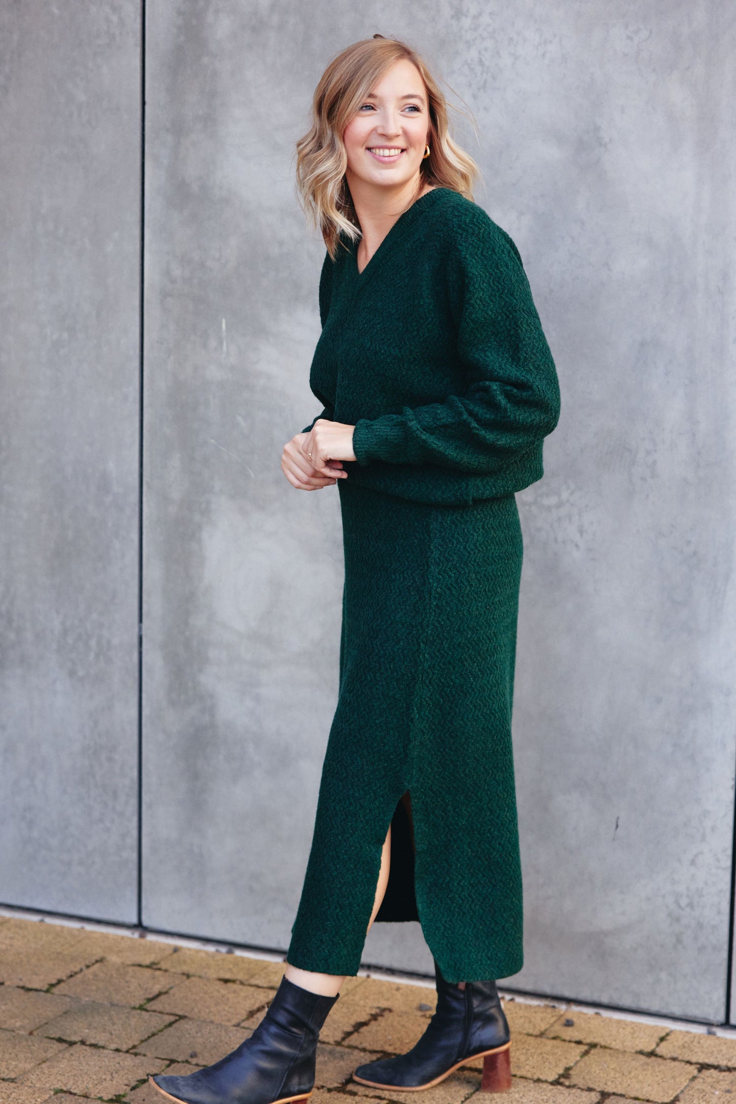 Merli Structure Skirt / Scarab