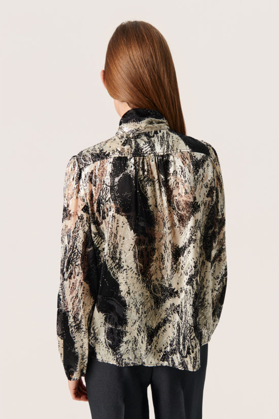Akira Blouse / Black and White