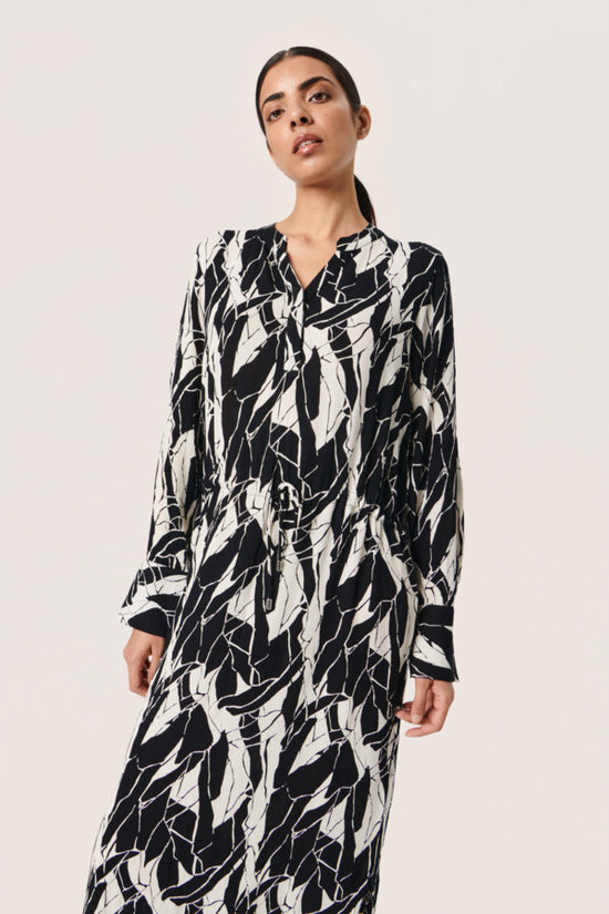 Zaya Printed Dress / Black & White Rock Print