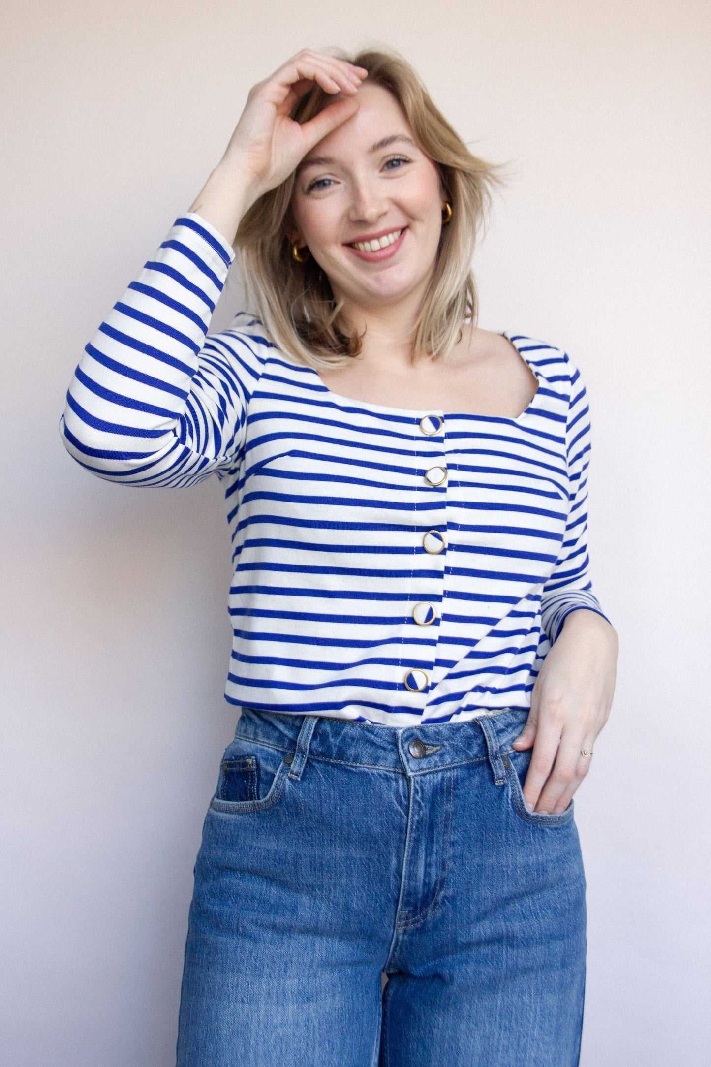 Afbeelding laden in galerijviewer, Alix Blouse / Blue &amp;amp; White Stripes

